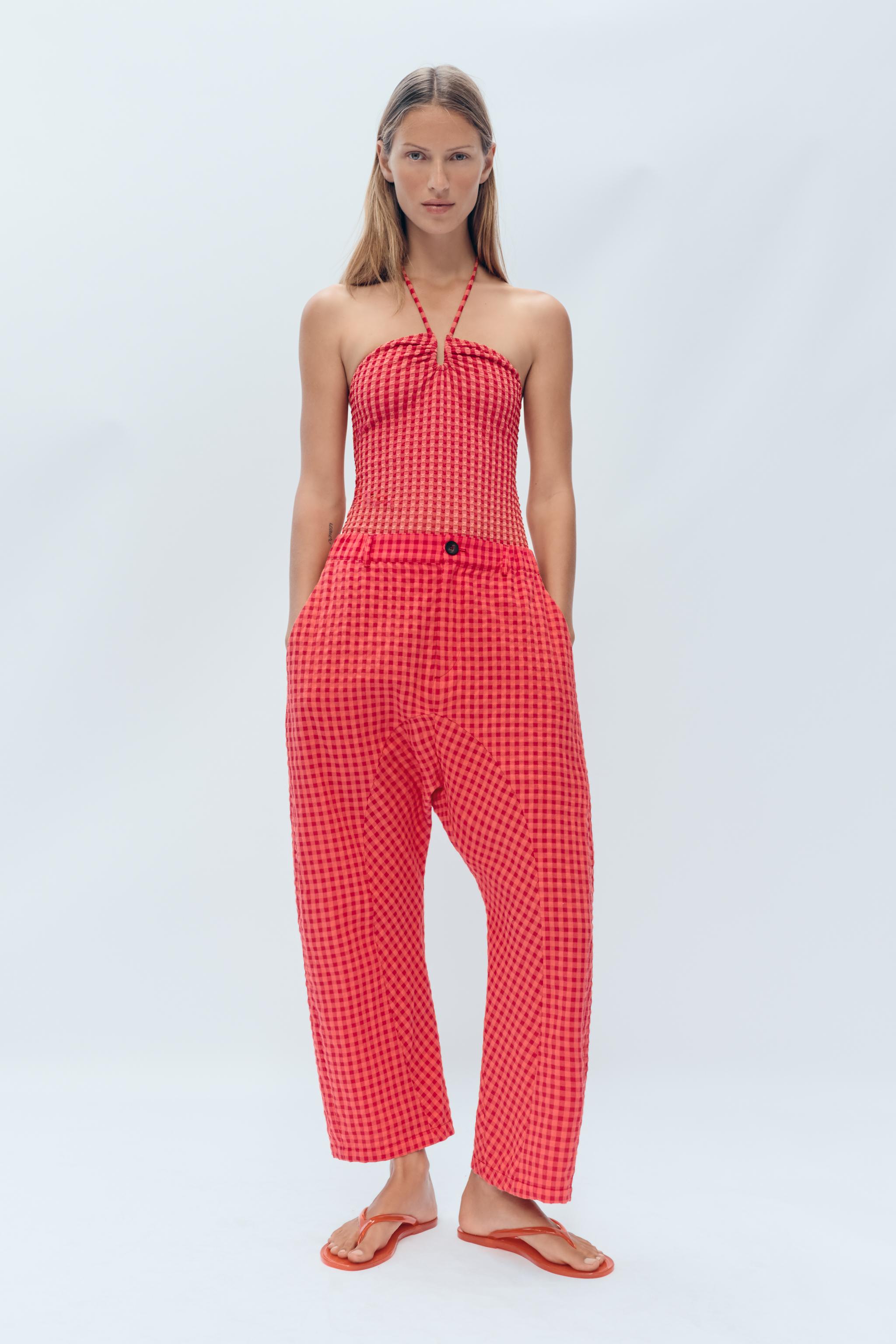 LIMITED EDITION GINGHAM CARROT FIT PANTS